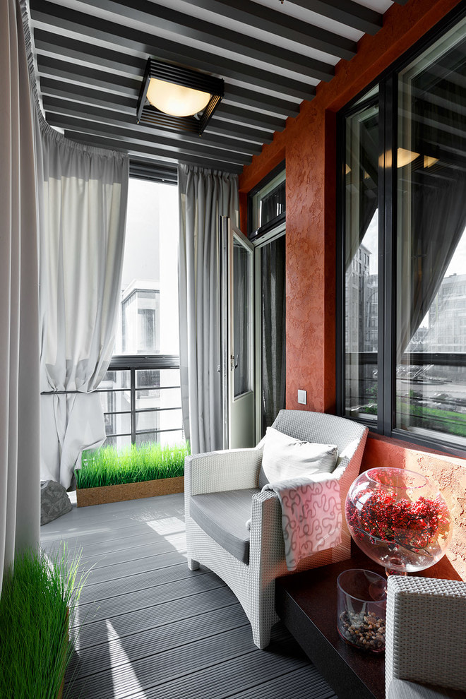 tulle sur le balcon