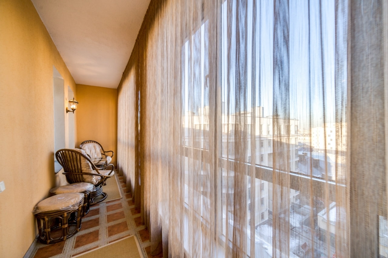 Rideaux sur les idées de conception de balcon