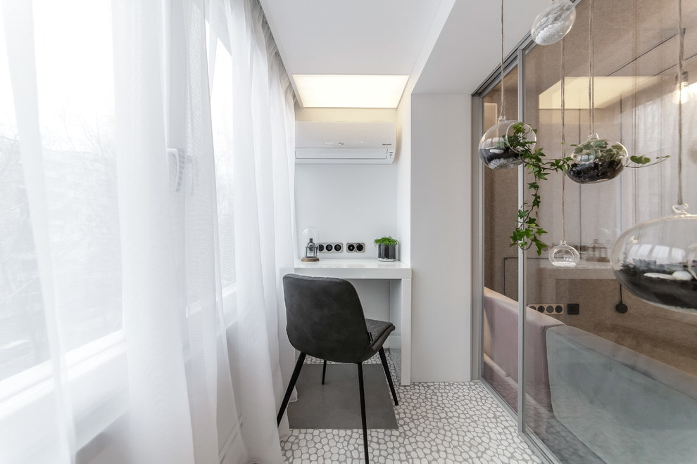 rideaux sur le balcon