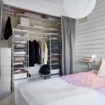 rideaux dans le vestiaire au lieu des idées de design de la porte