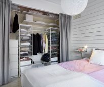 rideaux dans le vestiaire au lieu des idées de design de la porte