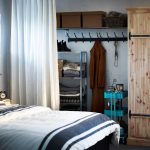 rideaux dans le vestiaire au lieu de la porte photo intérieure