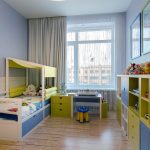 rideaux dans la chambre d'une photo de garçon adolescent