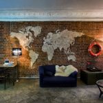 rideaux dans la chambre d'un intérieur de photo d'adolescent garçon