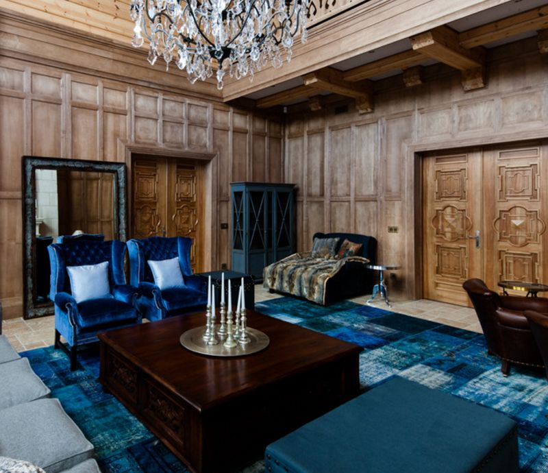 tapis bleu noir