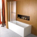 rideaux d'angle en verre pour la salle de bain photo