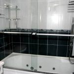 rideau de verre pour la salle de bain