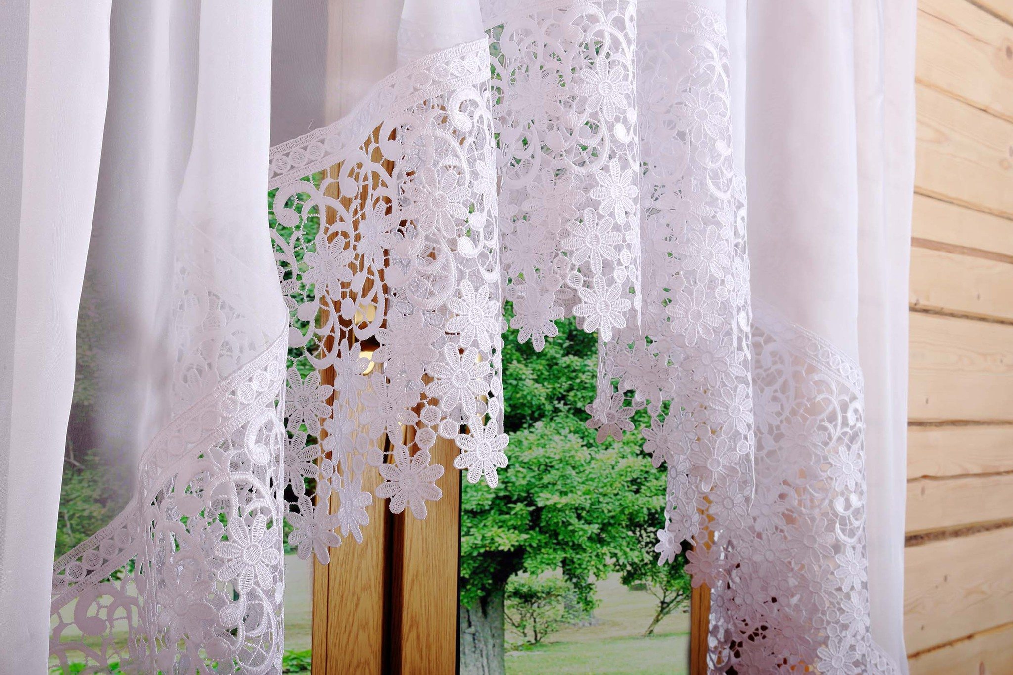 arc de tulle