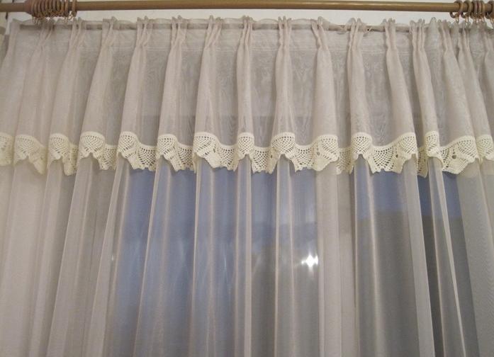 assemblage de tulle ruban rideau