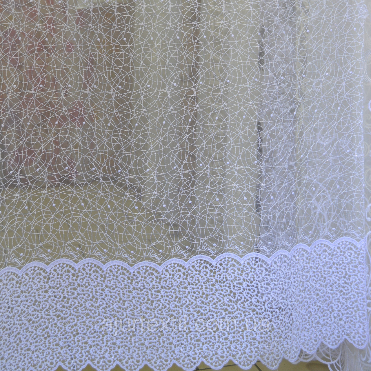 toile d'araignée en tulle