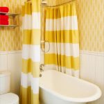 rideaux d'angle pour critères de salle de bain