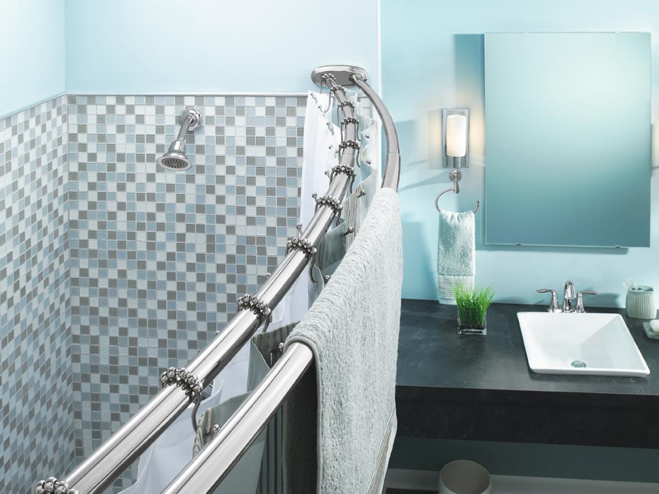 rideaux d'angle pour le montage de la salle de bain