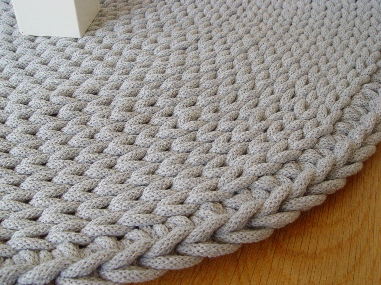 tapis tricotés à l'intérieur
