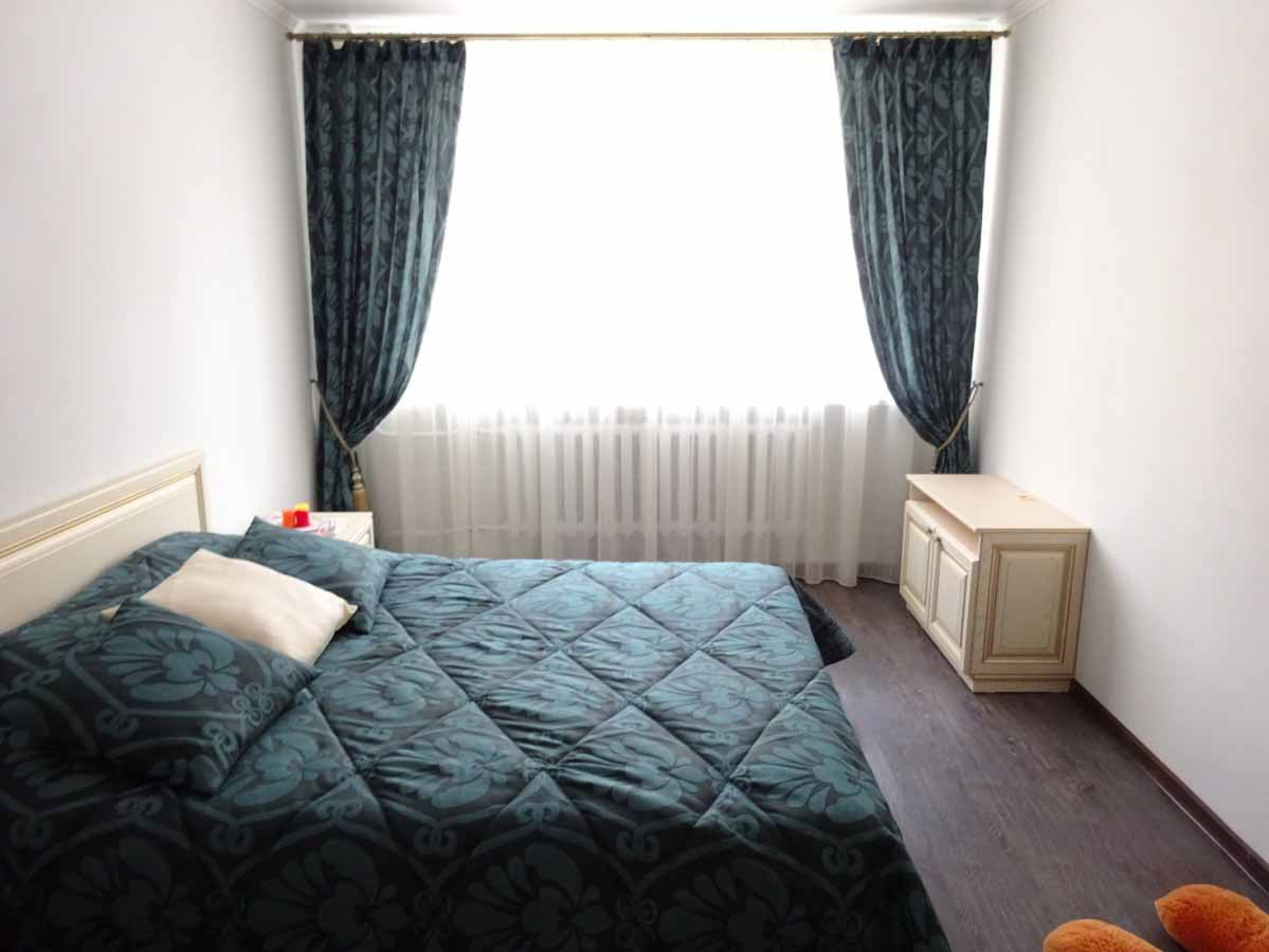 eine Reihe von Vorhängen und Tagesdecken für Schlafzimmer Ideen Innenraum