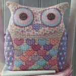hibou broderie au point de croix