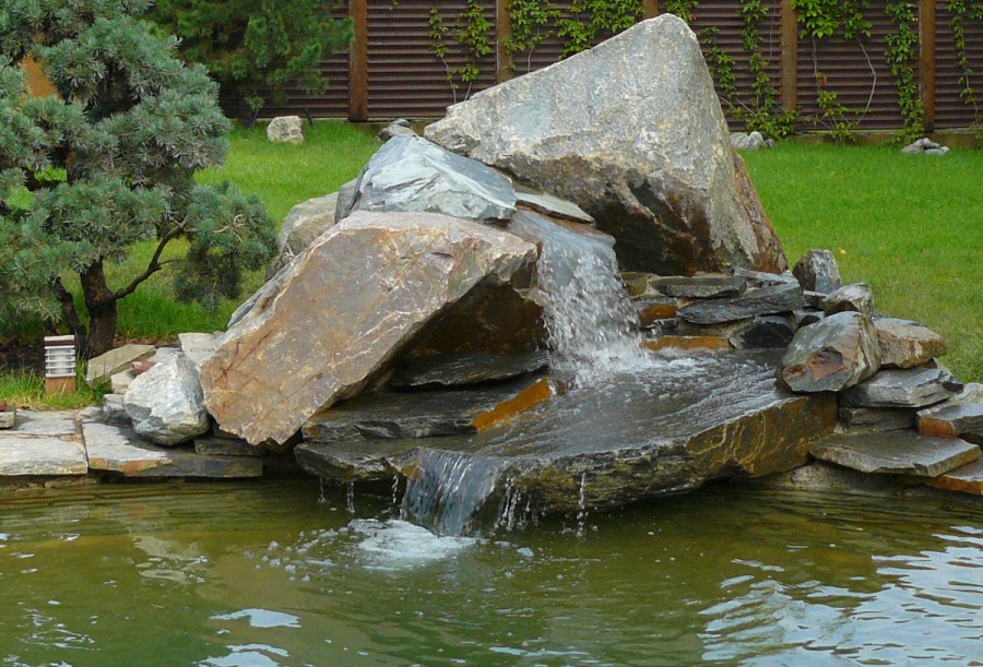 cascade dans le pays
